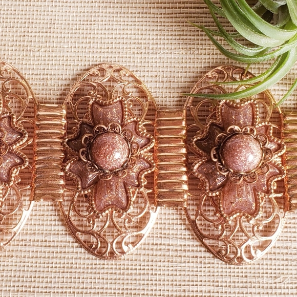 Jewelry - Vintage Confetti Lucite Panel Bracelet